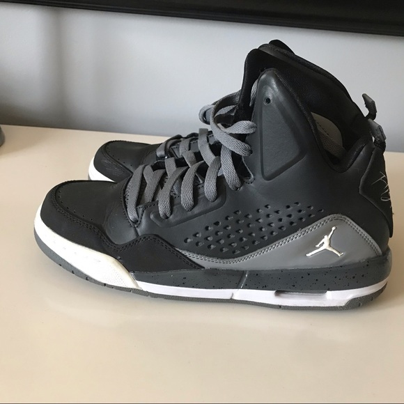 Jordan SC-3 Sneakers - Picture 4 of 10
